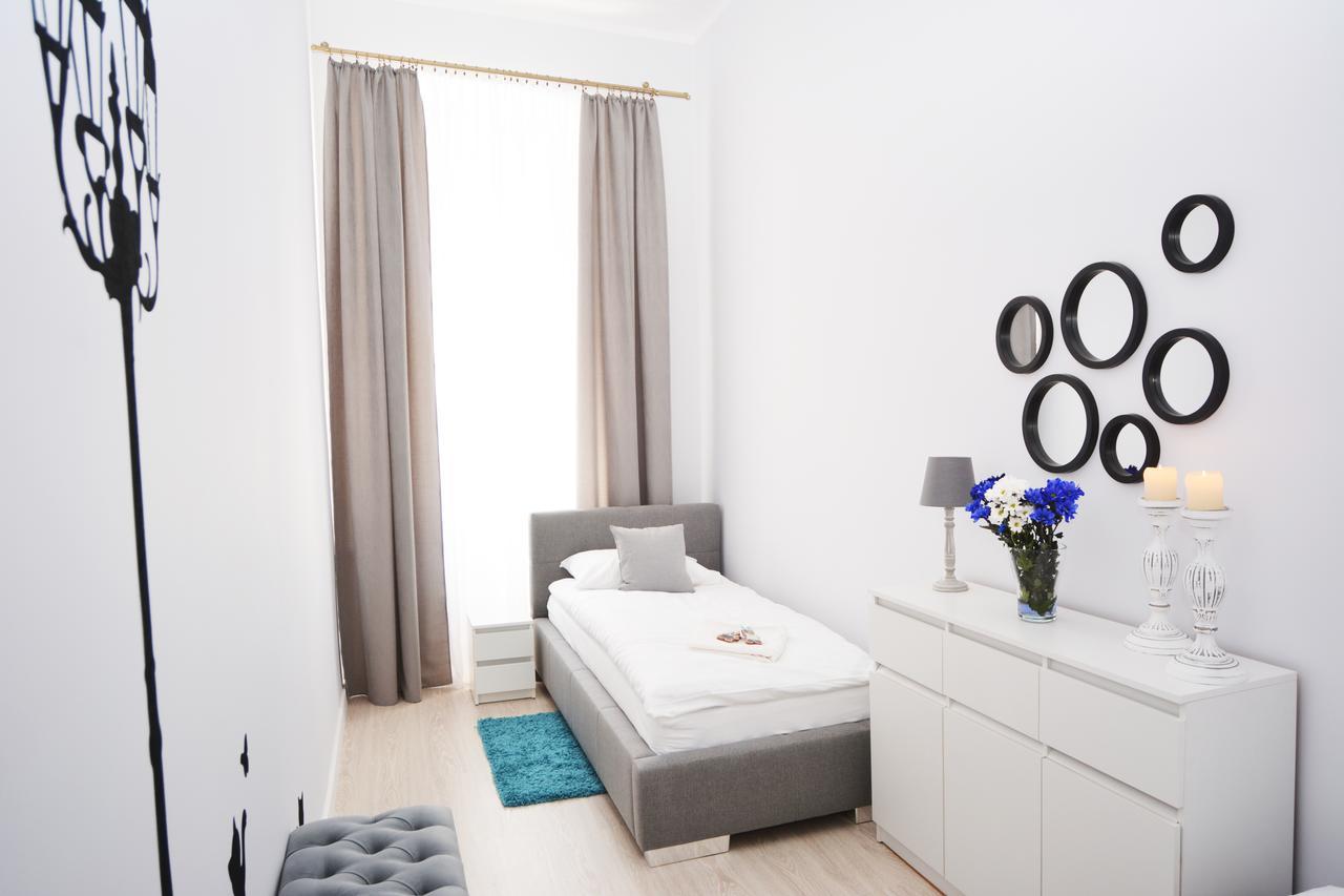 Apartament Pod Kopernikiem II Torun Luaran gambar